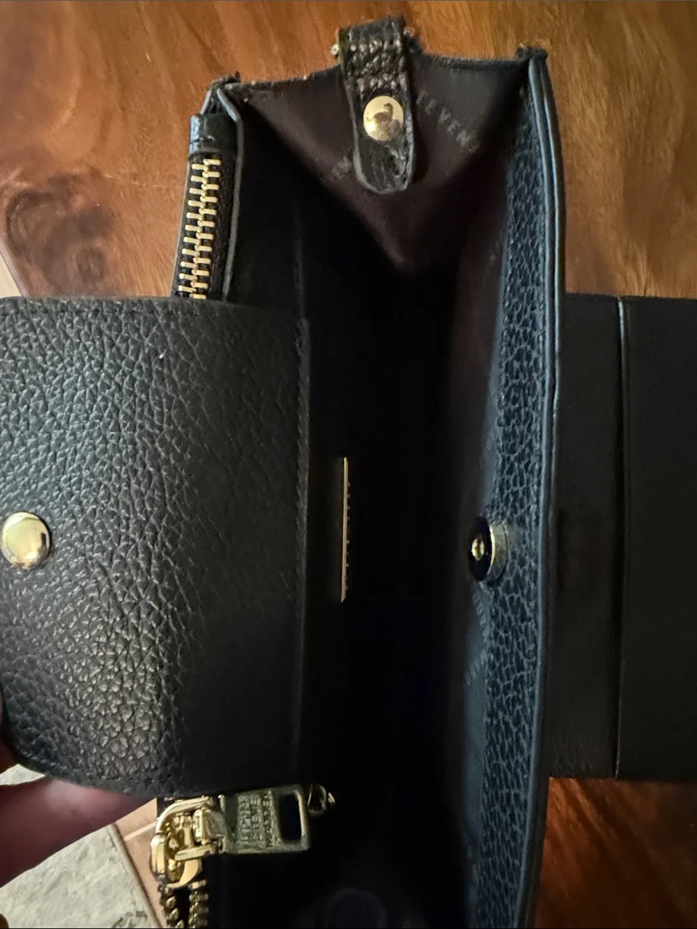 Steve Madden Black Crossbody Wallet with Gold Chain